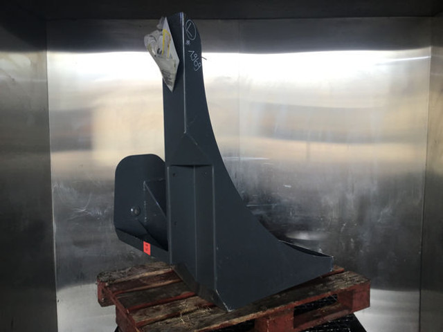 Liebherr Fender Right - Tubuh dan eksterior: gambar 1 Liebherr Fender Right - Tubuh dan eksterior: gambar 1