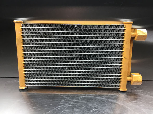 Liebherr Fuelcooler - Pendingin oli: gambar 1 Liebherr Fuelcooler - Pendingin oli: gambar 1