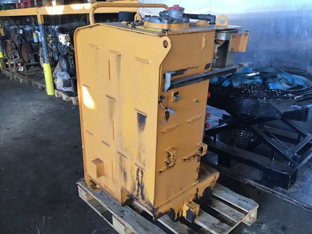 Liebherr Hydraulic Tank - Tangki hidrolik: gambar 4 Liebherr Hydraulic Tank - Tangki hidrolik: gambar 4