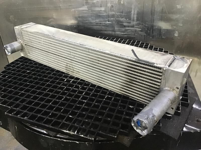 Liebherr Inter Cooler - Intercooler: gambar 1 Liebherr Inter Cooler - Intercooler: gambar 1