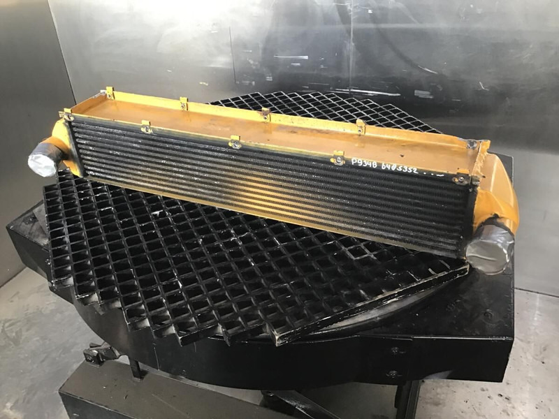 Liebherr Intercooler - Intercooler: gambar 2 Liebherr Intercooler - Intercooler: gambar 2