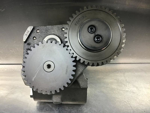Liebherr Lubricating Oil Pump - Pompa minyak: gambar 3 Liebherr Lubricating Oil Pump - Pompa minyak: gambar 3