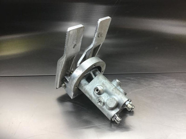 Liebherr Pilot Control Unit - Pedal: gambar 5 Liebherr Pilot Control Unit - Pedal: gambar 5