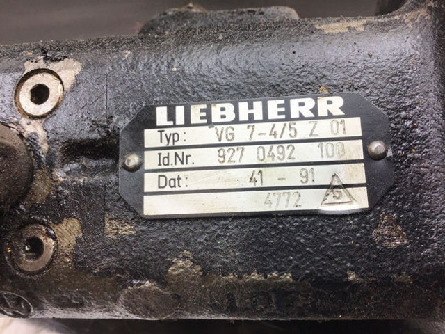 Liebherr Pilot Control Unit - Tongkat gigi: gambar 3 Liebherr Pilot Control Unit - Tongkat gigi: gambar 3