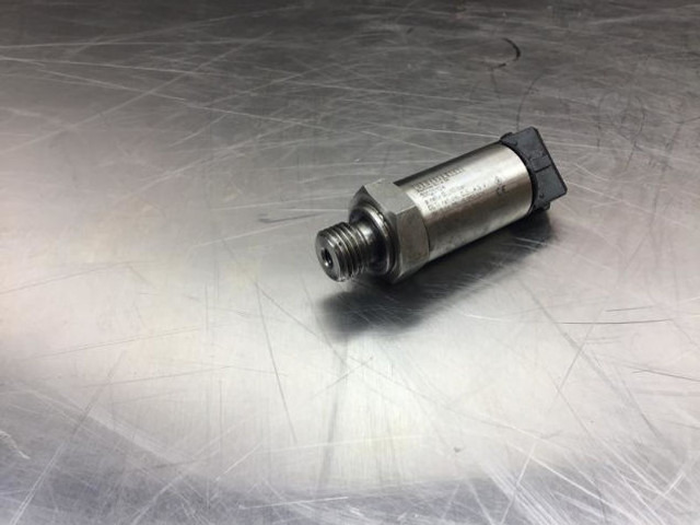 Liebherr Pressure Transmitter - Sensor: gambar 4 Liebherr Pressure Transmitter - Sensor: gambar 4