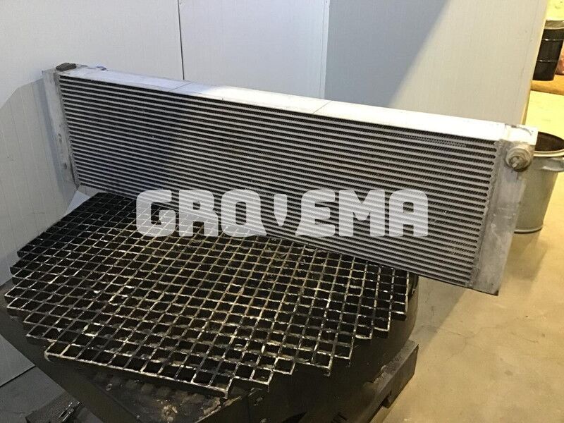 Liebherr R946 LC / R946 LC-V / R946 NLC / R946 S-HD - Radiator: gambar 2 Liebherr R946 LC / R946 LC-V / R946 NLC / R946 S-HD - Radiator: gambar 2