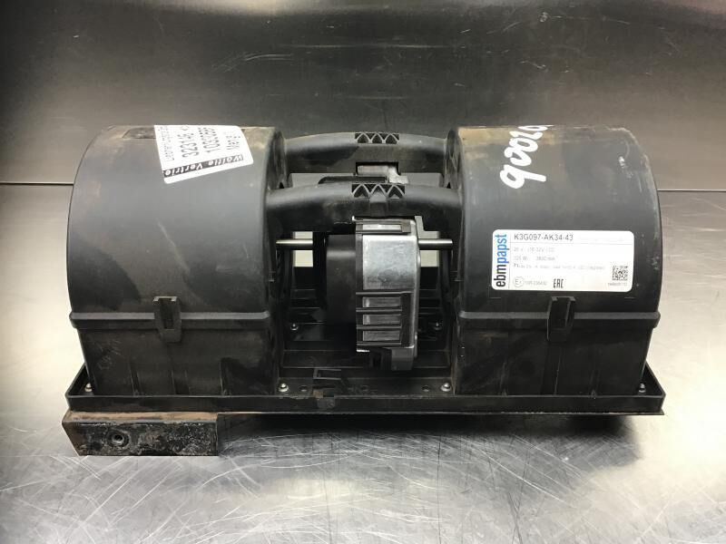 Liebherr R946 LC / R946 NLC / R956 / R976 / R926 LC / R920 / R920 LC - Motor peniup: gambar 1 Liebherr R946 LC / R946 NLC / R956 / R976 / R926 LC / R920 / R920 LC - Motor peniup: gambar 1