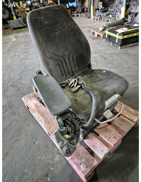 Liebherr Seating - Tempat duduk: gambar 3 Liebherr Seating - Tempat duduk: gambar 3