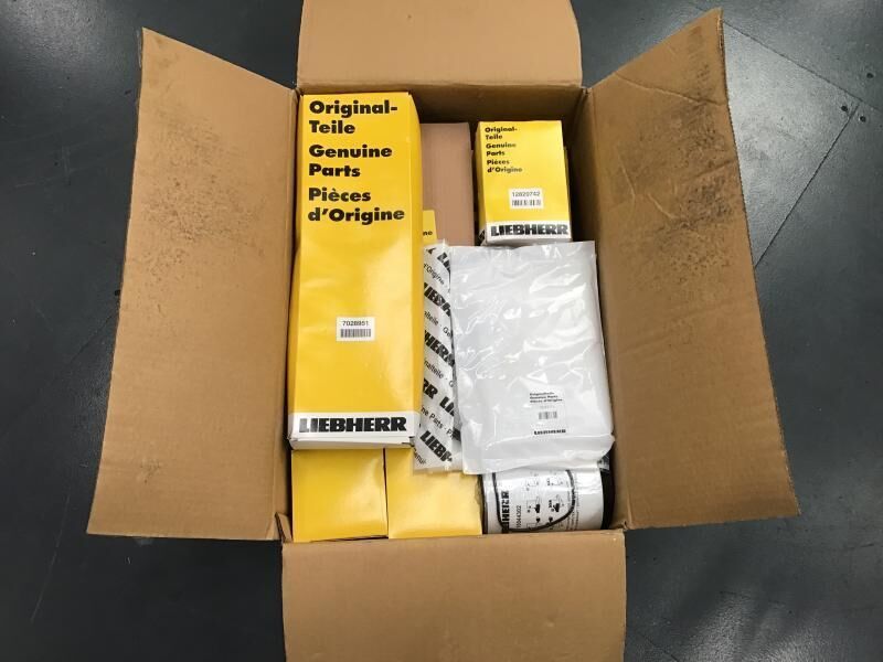 Liebherr Service Kit 1000 hours R906/R916/R926 - Filter bahan bakar: gambar 2 Liebherr Service Kit 1000 hours R906/R916/R926 - Filter bahan bakar: gambar 2