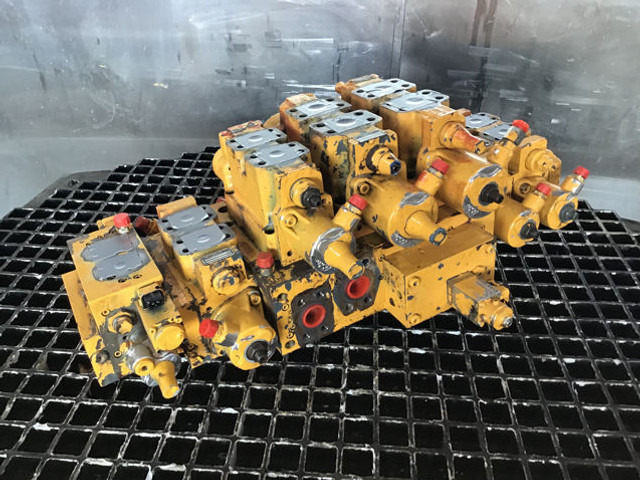 Liebherr Valveblock - Camshaft: gambar 1 Liebherr Valveblock - Camshaft: gambar 1