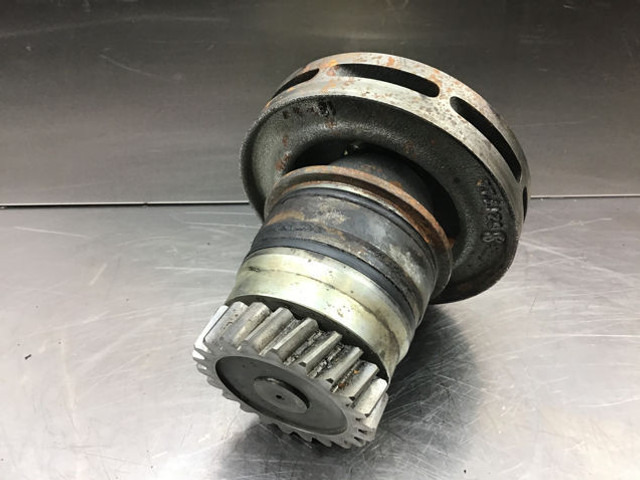 Liebherr Waterpump - Pompa pendingin: gambar 3 Liebherr Waterpump - Pompa pendingin: gambar 3
