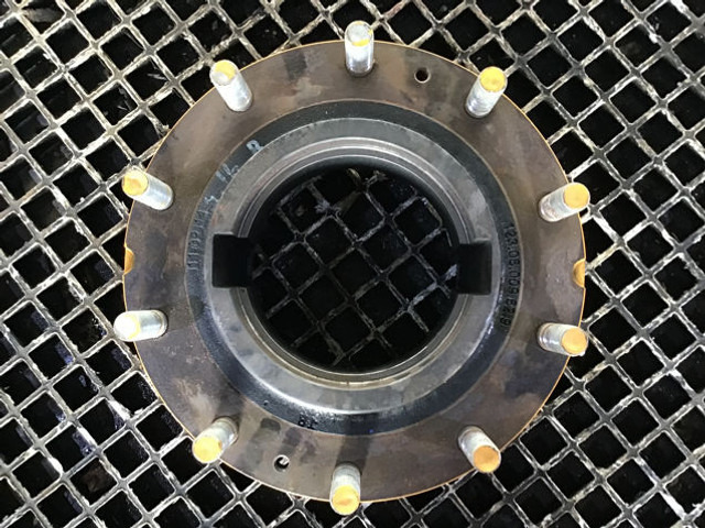 Liebherr Wheel Hub - Hub roda: gambar 5 Liebherr Wheel Hub - Hub roda: gambar 5