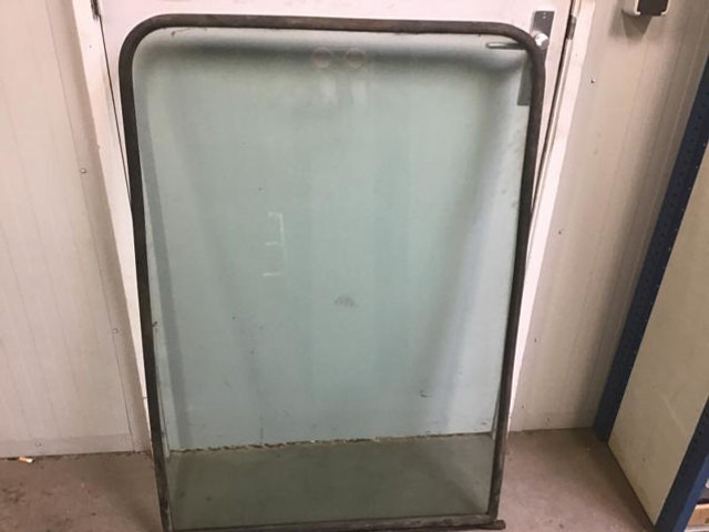 Liebherr Window Glass - Jendela dan bagian: gambar 1 Liebherr Window Glass - Jendela dan bagian: gambar 1
