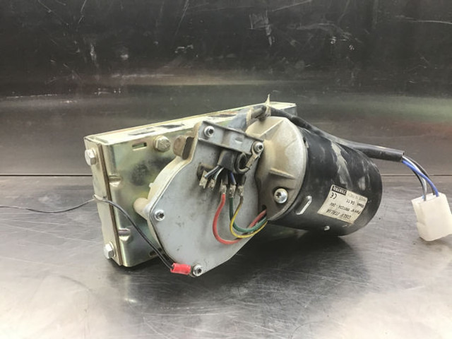 Liebherr Wiper Motor - Wiper: gambar 1 Liebherr Wiper Motor - Wiper: gambar 1