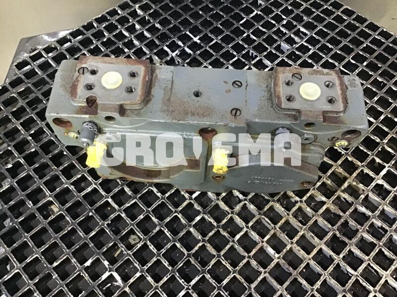 Liebherr DPVPO108 Connecting Plate - Suku cadang: gambar 2 Liebherr DPVPO108 Connecting Plate - Suku cadang: gambar 2
