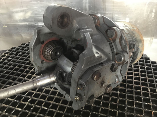 ZF Steering House Left - Roda gigi kemudi: gambar 1 ZF Steering House Left - Roda gigi kemudi: gambar 1