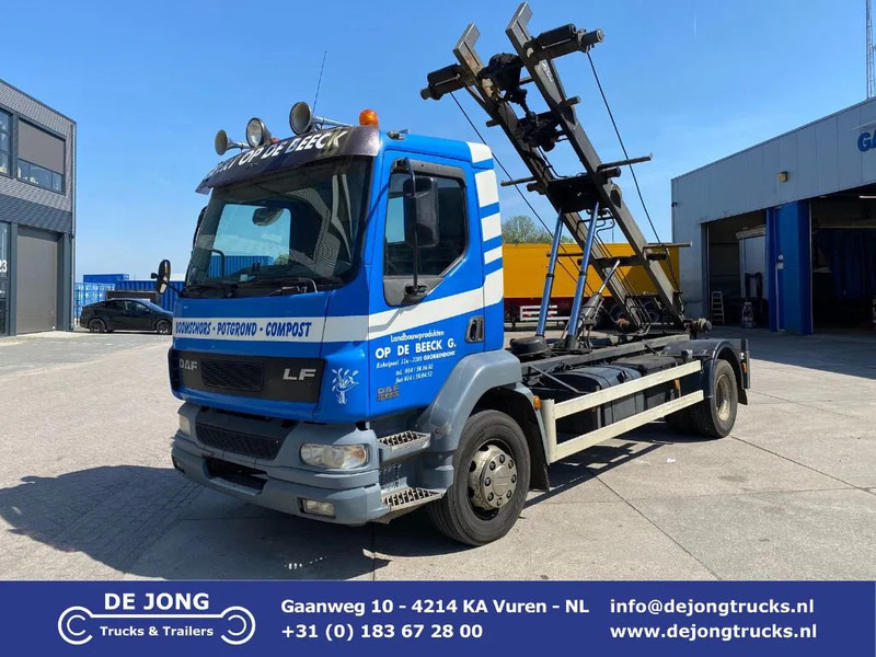 DAF LF 55.220 / Cable System / Manual / Euro 3 - Truk pembawa sistem kabel: gambar 1 DAF LF 55.220 / Cable System / Manual / Euro 3 - Truk pembawa sistem kabel: gambar 1