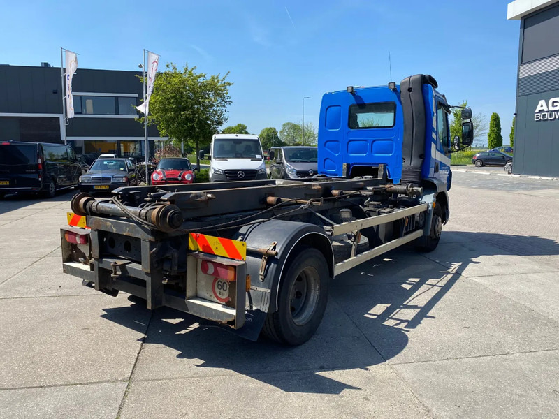 DAF LF 55.220 / Cable System / Manual / Euro 3 - Truk pembawa sistem kabel: gambar 5 DAF LF 55.220 / Cable System / Manual / Euro 3 - Truk pembawa sistem kabel: gambar 5