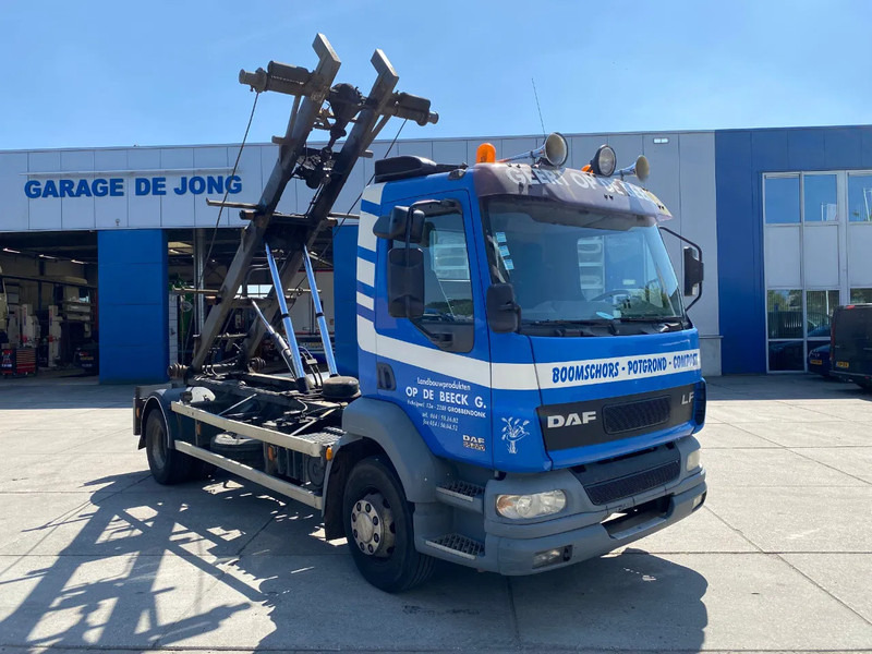 DAF LF 55.220 / Cable System / Manual / Euro 3 - Truk pembawa sistem kabel: gambar 3 DAF LF 55.220 / Cable System / Manual / Euro 3 - Truk pembawa sistem kabel: gambar 3