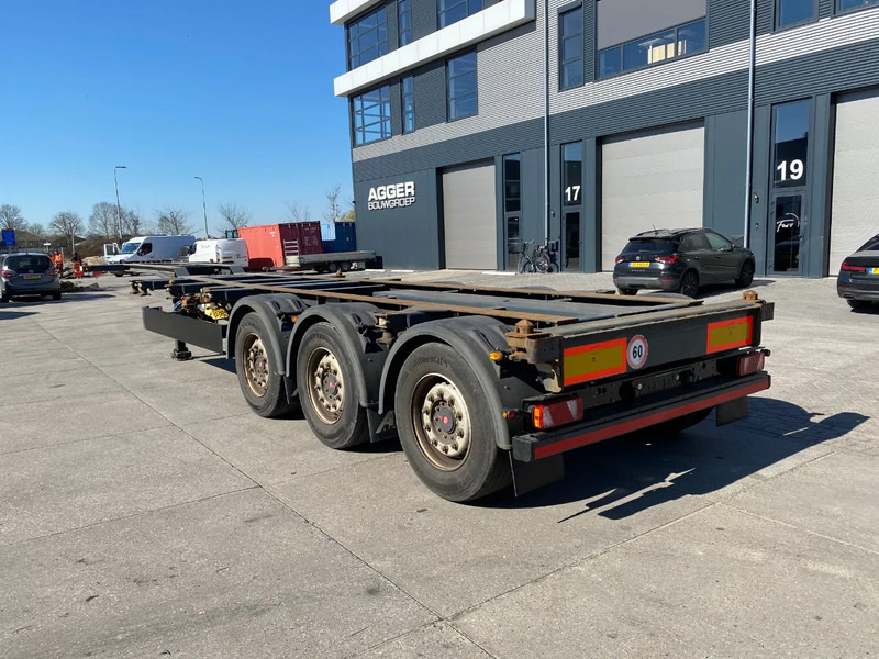 Kögel S24-2 Container Chassis / SAF + Disc / 1x Extendable / 1x Lift Axle - Semi-trailer pengangkut mobil: gambar 3 Kögel S24-2 Container Chassis / SAF + Disc / 1x Extendable / 1x Lift Axle - Semi-trailer pengangkut mobil: gambar 3
