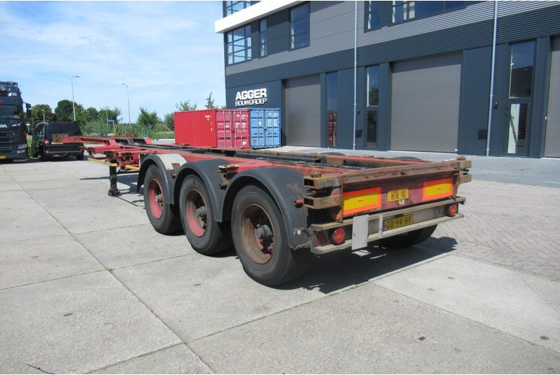 Renders Container Chassis / Extendable on rear / BPW + drum - Semi-trailer pengangkut mobil: gambar 2 Renders Container Chassis / Extendable on rear / BPW + drum - Semi-trailer pengangkut mobil: gambar 2