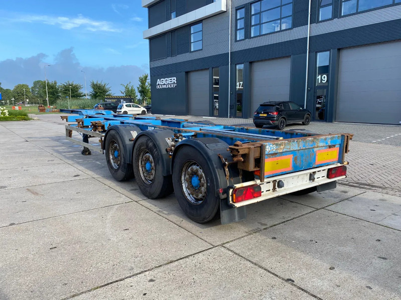 Renders Container chassis / Mercedes + Disc / 1x Lift Axle / 1x Extendable - Semi-trailer pengangkut mobil: gambar 3 Renders Container chassis / Mercedes + Disc / 1x Lift Axle / 1x Extendable - Semi-trailer pengangkut mobil: gambar 3