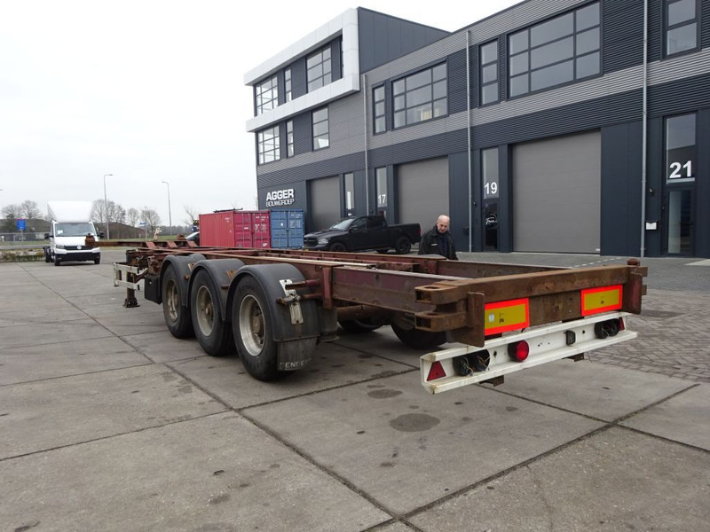 Renders ROC 12.27 Container Chassis / SAF + DRUM - Semi-trailer pengangkut mobil: gambar 3 Renders ROC 12.27 Container Chassis / SAF + DRUM - Semi-trailer pengangkut mobil: gambar 3