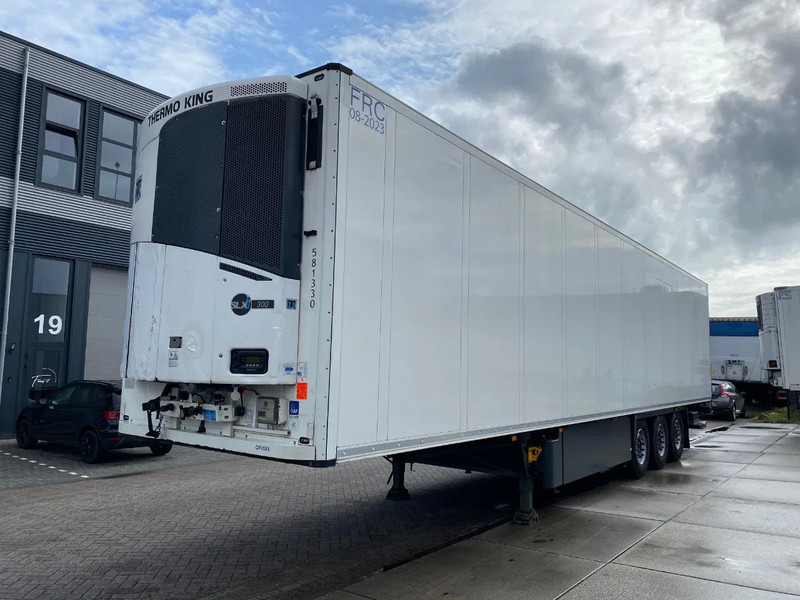 Schmitz Cargobull SCB*3SB Frigo/ Thermo King SLXi 300 / Laadklep / 3415 hours! - Semi-trailer berpendingin: gambar 4 Schmitz Cargobull SCB*3SB Frigo/ Thermo King SLXi 300 / Laadklep / 3415 hours! - Semi-trailer berpendingin: gambar 4