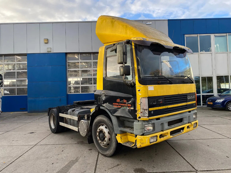 DAF CF 75.240 SC / Manual / Euro 1 - Tractor head: gambar 3 DAF CF 75.240 SC / Manual / Euro 1 - Tractor head: gambar 3