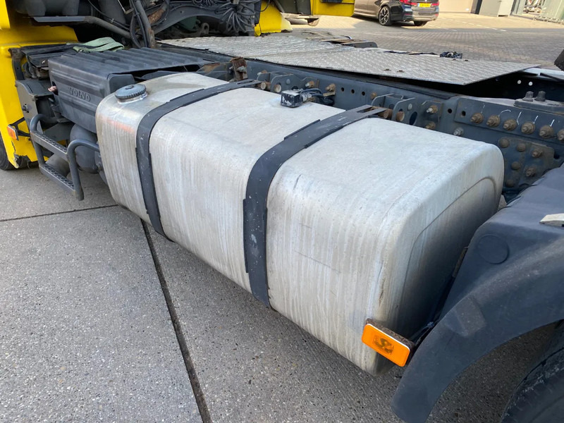 Tractor head Volvo FH 13.400 / 2x tank / Euro 5 / Mega: gambar 10