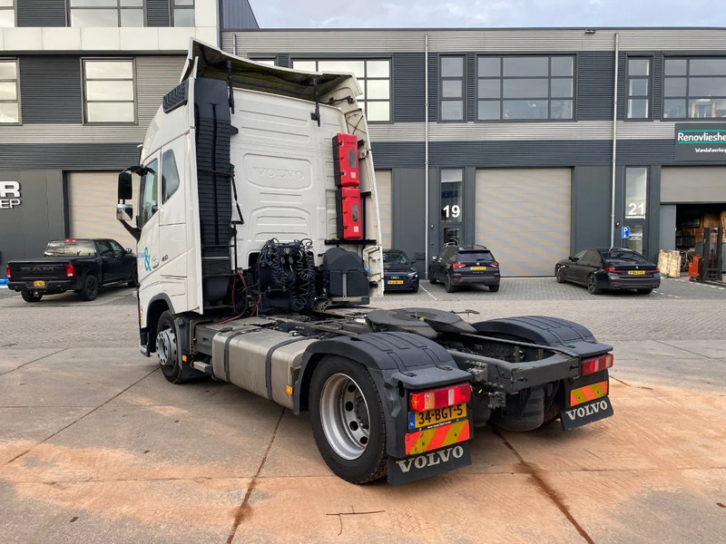 Volvo FH 13.460 Globetrotter / Mega / Retarder / 2x Tank / Full Air - Tractor head: gambar 4 Volvo FH 13.460 Globetrotter / Mega / Retarder / 2x Tank / Full Air - Tractor head: gambar 4