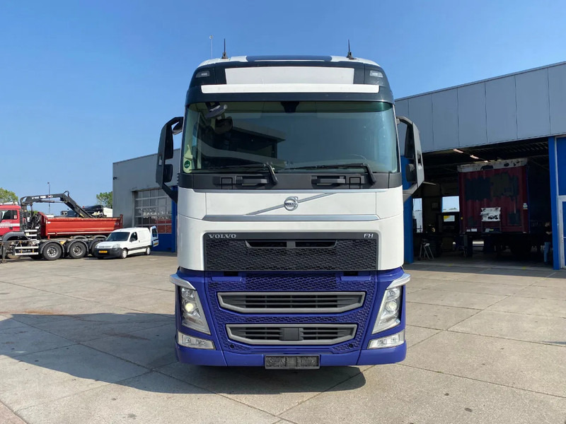 Volvo FH 13.500 Globetrotter XL / I-parkCool / 2x Tank - Tractor head: gambar 2 Volvo FH 13.500 Globetrotter XL / I-parkCool / 2x Tank - Tractor head: gambar 2