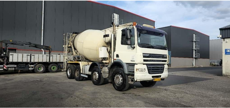 DAF FAD CF-85 Mixer + Manuel + 9M3 - Truk pengaduk beton: gambar 3 DAF FAD CF-85 Mixer + Manuel + 9M3 - Truk pengaduk beton: gambar 3