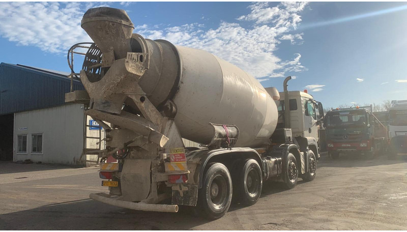 MAN TGS 32.360 9m3 - Truk pengaduk beton: gambar 5 MAN TGS 32.360 9m3 - Truk pengaduk beton: gambar 5