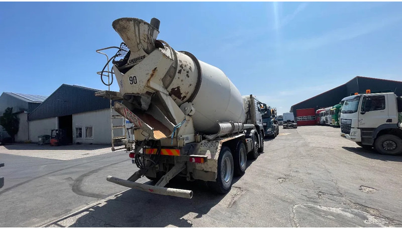 MAN TGS 35.360 LIEBHERR 9M3 - Truk pengaduk beton: gambar 5 MAN TGS 35.360 LIEBHERR 9M3 - Truk pengaduk beton: gambar 5