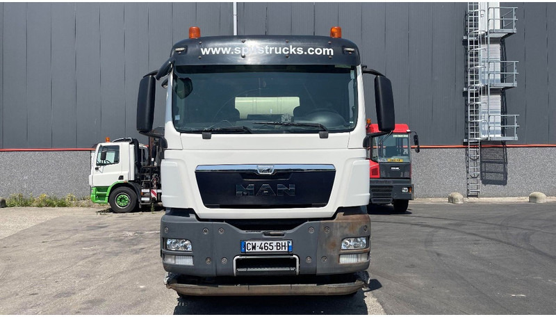 MAN TGS 35.360 LIEBHERR 9M3 - Betonmixer - Truk pengaduk beton: gambar 2 MAN TGS 35.360 LIEBHERR 9M3 - Betonmixer - Truk pengaduk beton: gambar 2