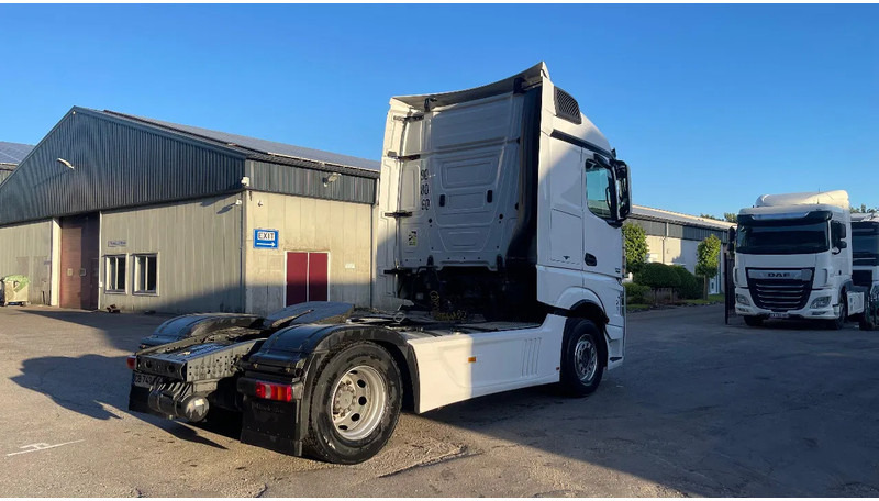 Mercedes-Benz Actros 1945 - Tractor head: gambar 5 Mercedes-Benz Actros 1945 - Tractor head: gambar 5