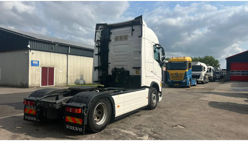 Volvo FH 460 Koelkast - Tractor head: gambar 4 Volvo FH 460 Koelkast - Tractor head: gambar 4