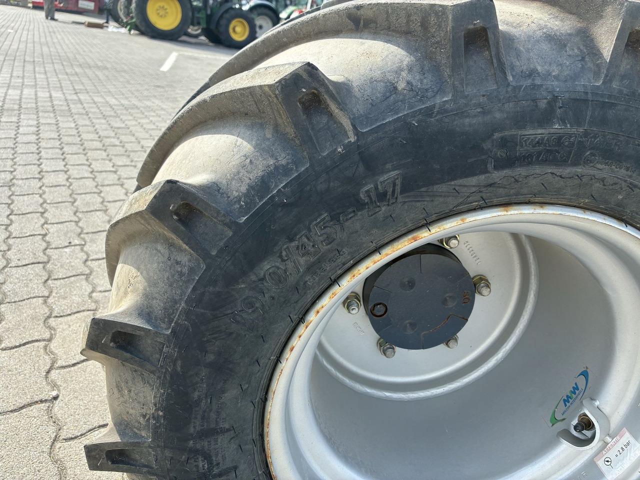 Eurotrac Eurotrac W13 - Pemuat ringkas: gambar 5 Eurotrac Eurotrac W13 - Pemuat ringkas: gambar 5
