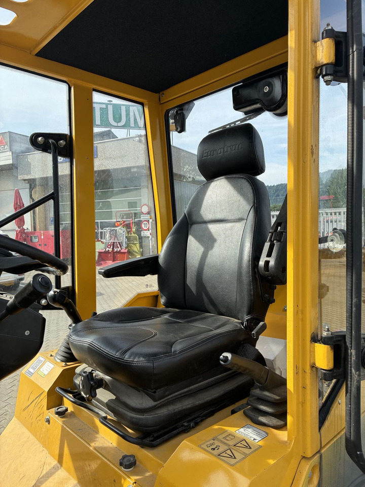 Eurotrac Eurotrac W13 - Pemuat ringkas: gambar 4 Eurotrac Eurotrac W13 - Pemuat ringkas: gambar 4