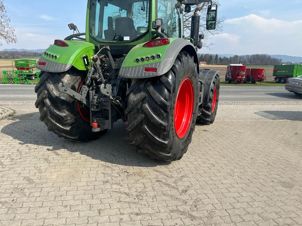 Traktor Fendt 724 Vario: gambar 7