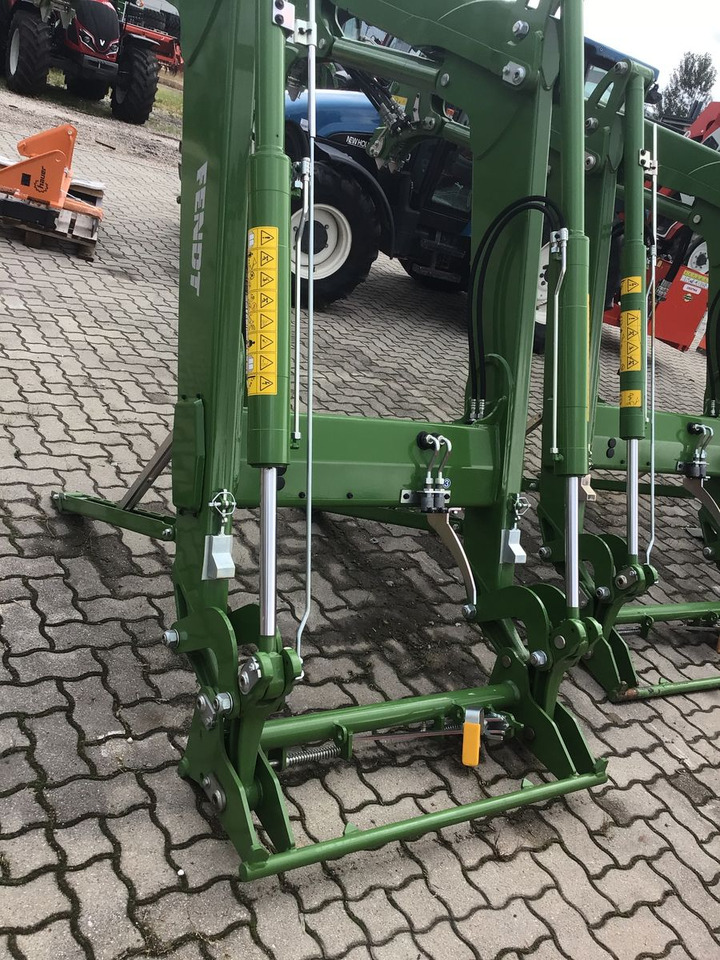 Fendt Cargo 5x90 - Pemuat depan untuk traktor: gambar 2 Fendt Cargo 5x90 - Pemuat depan untuk traktor: gambar 2