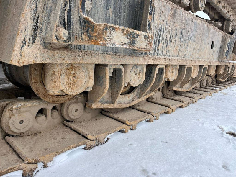 Ekskavator perayap Cat 374-07B: gambar 20