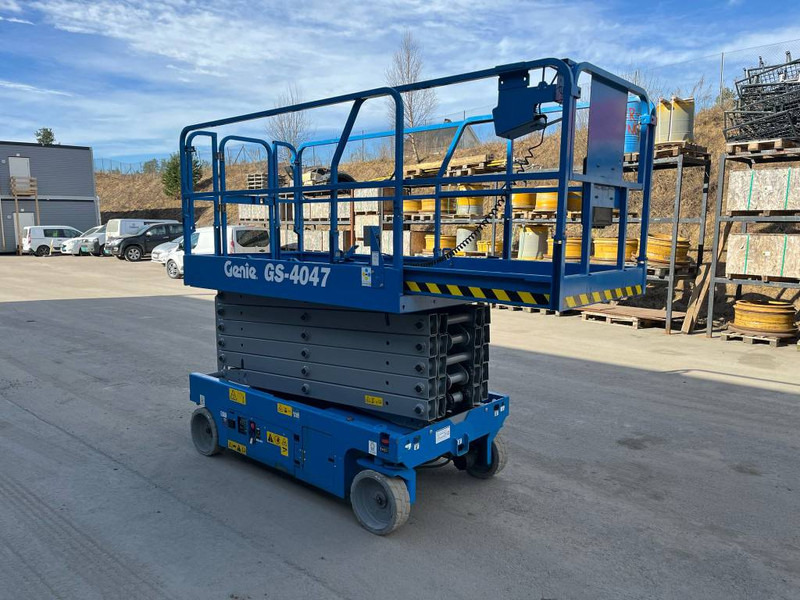 Genie GS 4047 - Scissor lifts: gambar 4 Genie GS 4047 - Scissor lifts: gambar 4
