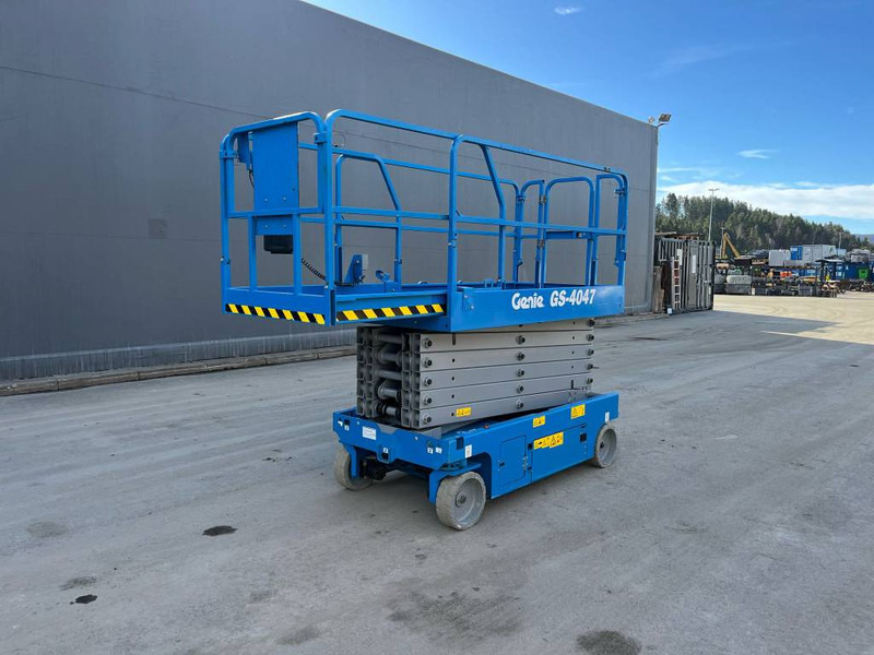 Genie GS 4047 - Scissor lifts: gambar 2 Genie GS 4047 - Scissor lifts: gambar 2