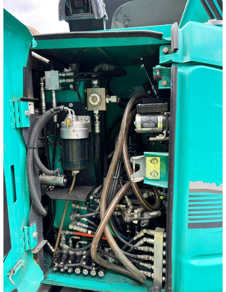 Ekskavator mini Kobelco SK 75 SR-3E: gambar 13