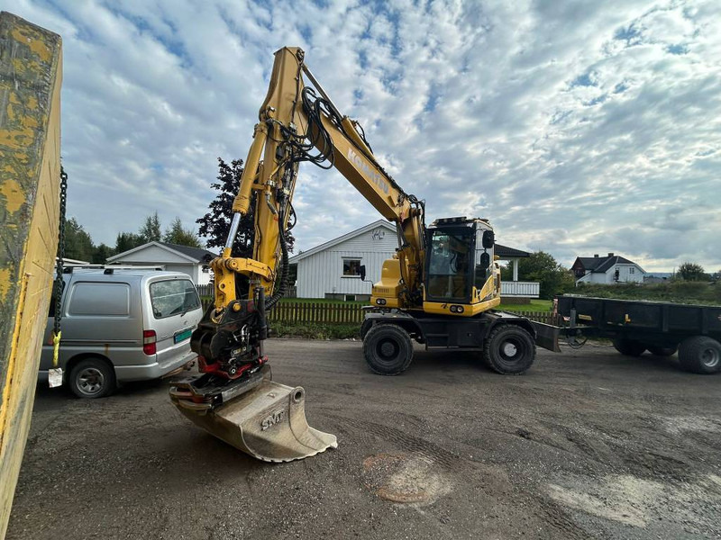 Komatsu PW 148-11 - Ekskavator roda: gambar 2 Komatsu PW 148-11 - Ekskavator roda: gambar 2