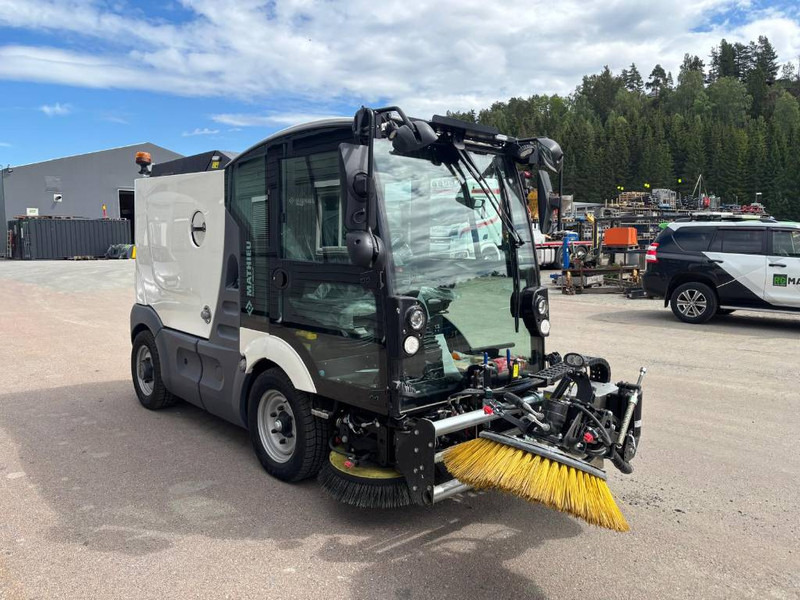 Mathieu MS-210 Azura Flex Street Sweeper - Penyapu jalan: gambar 2 Mathieu MS-210 Azura Flex Street Sweeper - Penyapu jalan: gambar 2