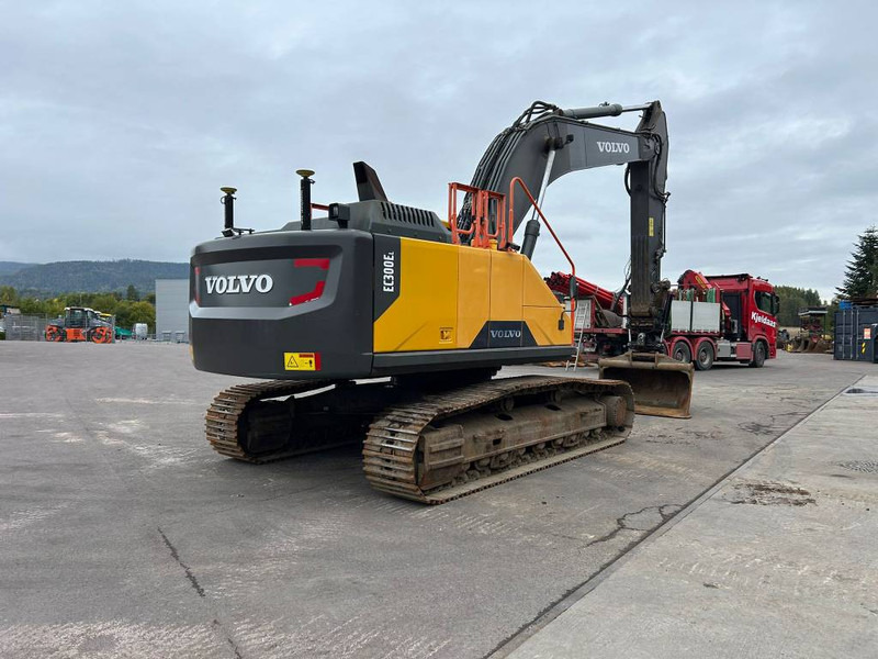 Volvo EC 300 EL - Ekskavator perayap: gambar 3 Volvo EC 300 EL - Ekskavator perayap: gambar 3