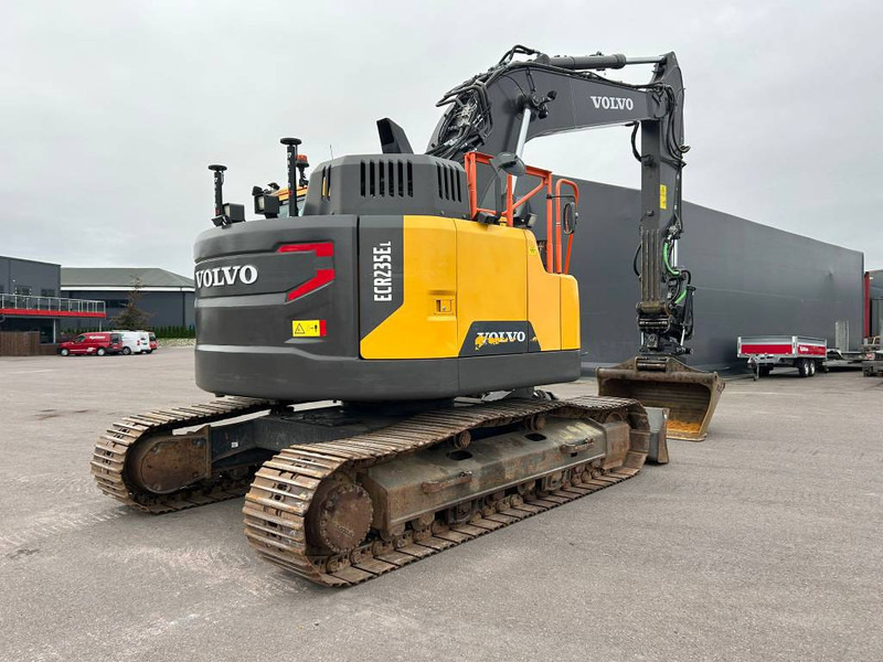 Volvo ECR 235 EL - Ekskavator perayap: gambar 3 Volvo ECR 235 EL - Ekskavator perayap: gambar 3
